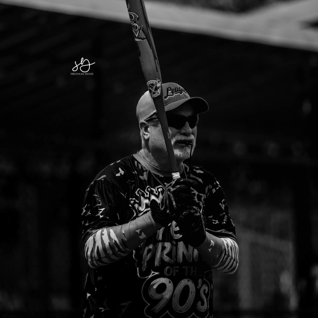 Kratzzy8